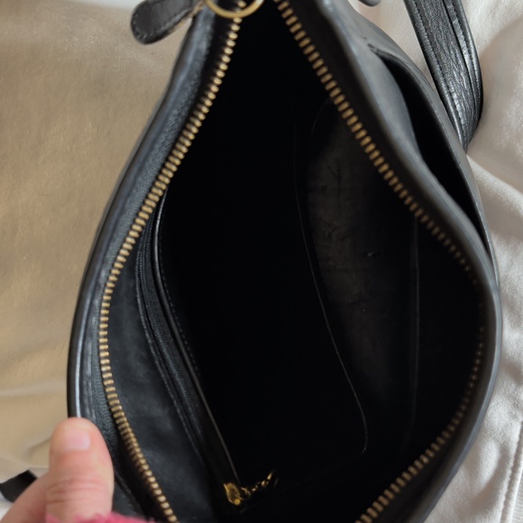 Vintage Coach Legacy 9816 Slim Duffle Medium Crossbody Bag Purse Black Leather - Picture 10 of 13